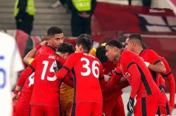 开云下载-上海上港在亚冠比赛中顺利奏凯的简单介绍