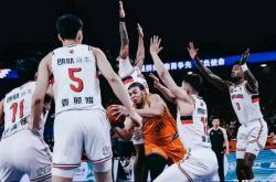 开云体育APP下载-关于职业篮球联赛即将迎来一场备受瞩目的对决的信息