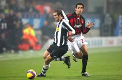 -包含马尔蒂尼扭转战局，尤文图斯豪胜比萨拉的词条