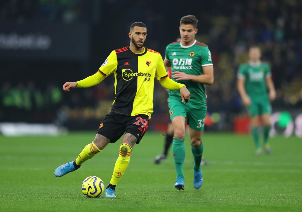 沃特福德主场逼平狼队,保住不败战绩 沃特福德主场逼平狼队,保住不败战绩