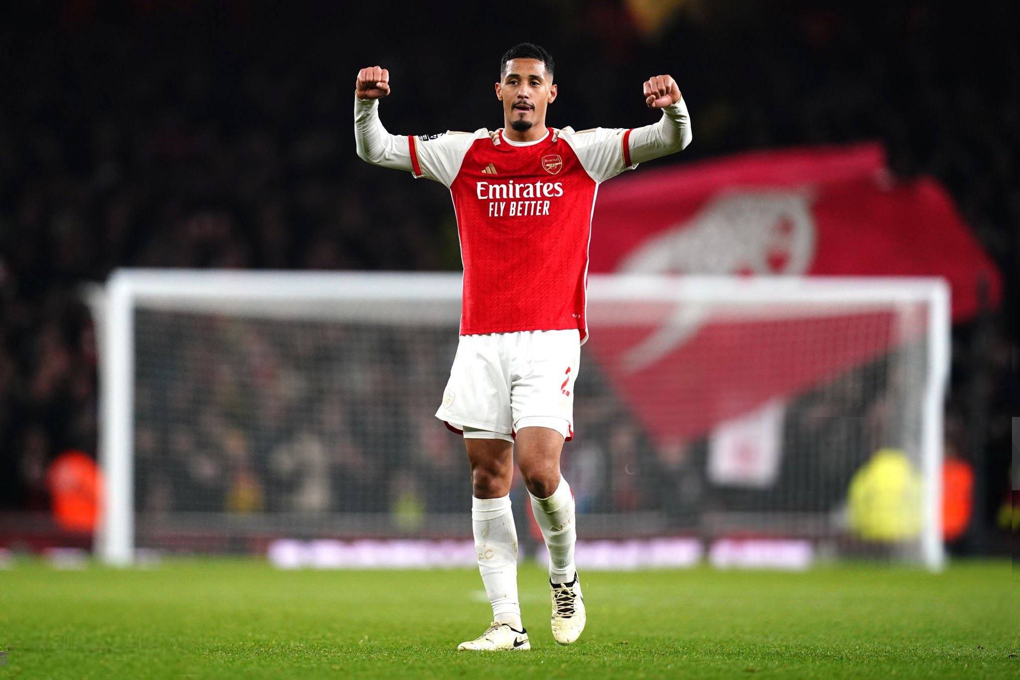 纽卡斯尔联上演逆转好戏,英超联赛前景一片光明 纽卡斯尔联上演逆转好戏,英超联赛前景一片光明