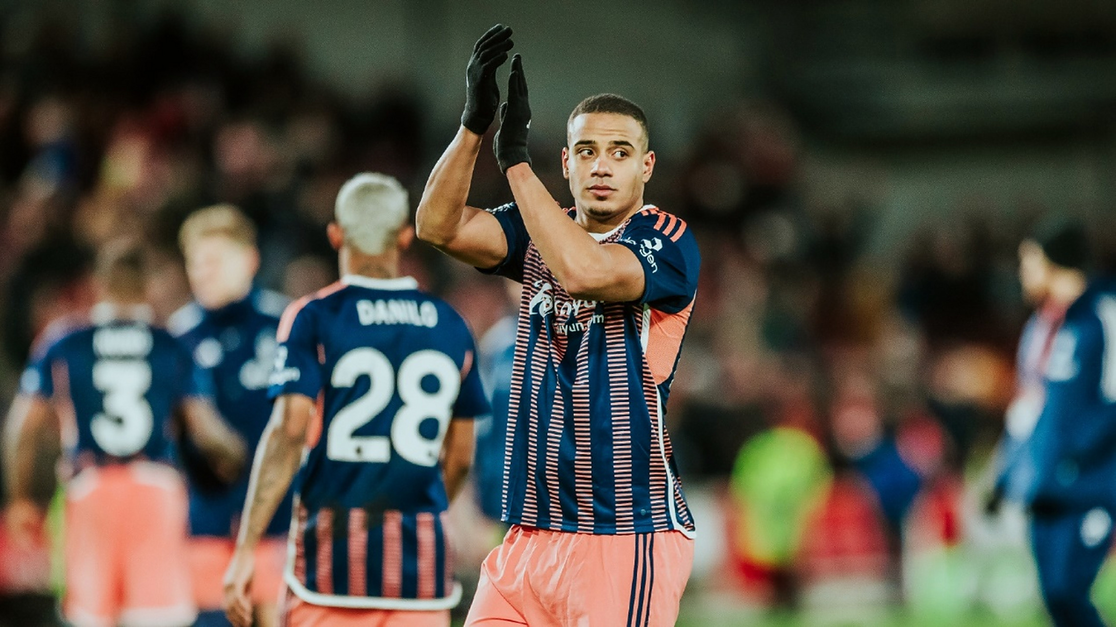 切尔西遇强敌斗志昂扬，与对手战平收获平局