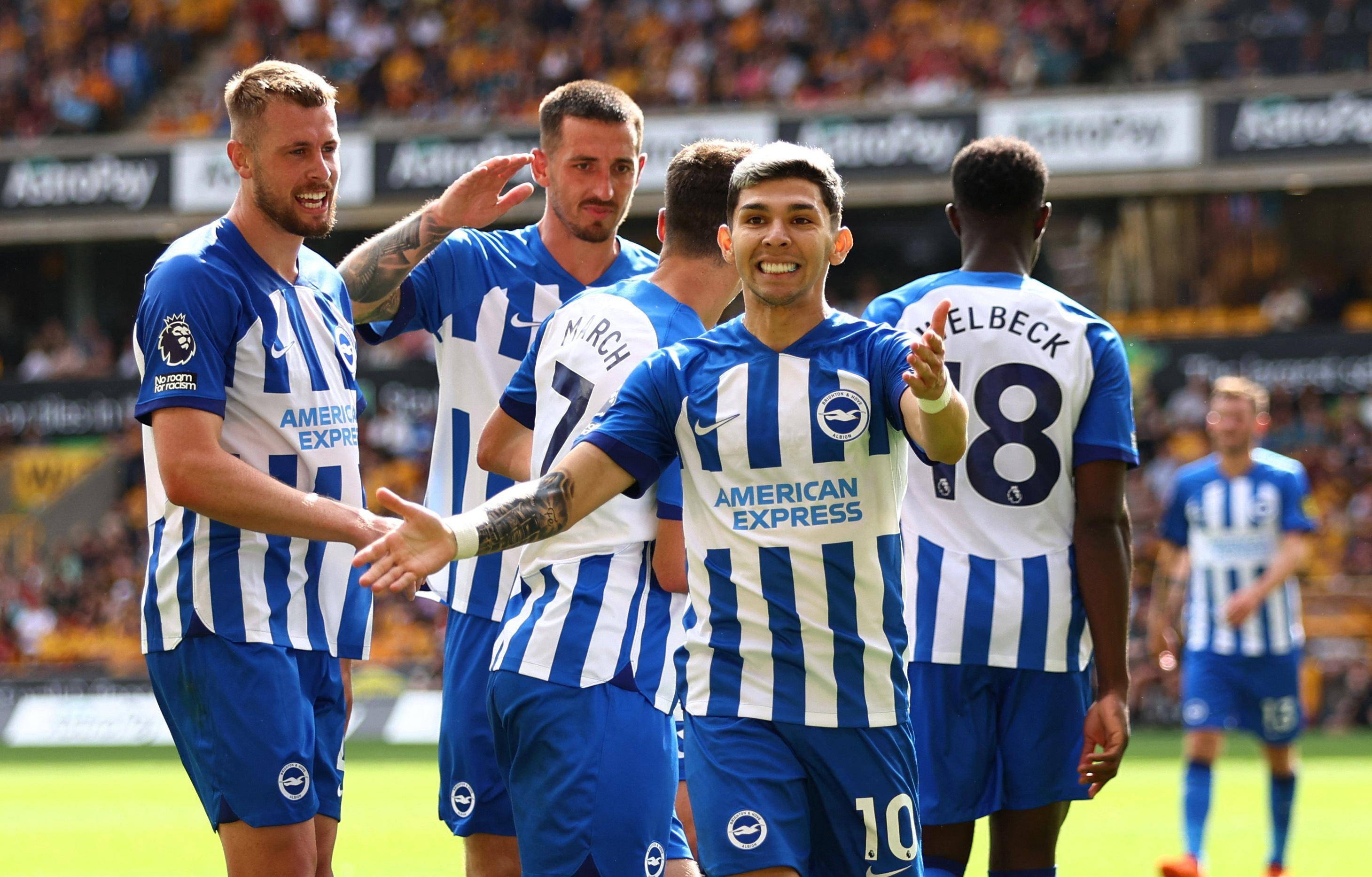 南安普顿客场惨败,降级阴影再现 南安普顿客场惨败,降级阴影再现