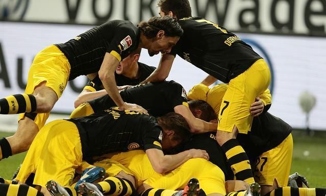 沃尔夫斯堡队击败对手斩获胜利的简单介绍 沃尔夫斯堡队击败对手斩获胜利的简单介绍