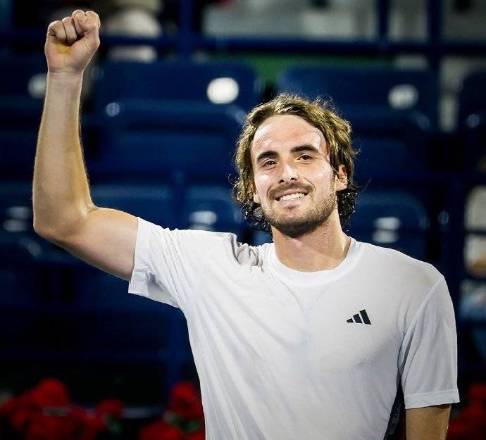 日本网球队鏖战英国网球队，西西帕斯绝境逆转的简单介绍