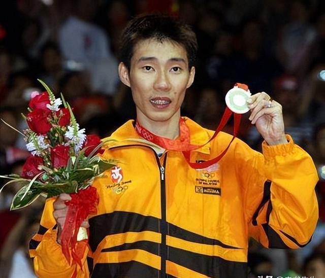 包含韩国羽毛球队绝杀中国羽毛球队，李宗伟打破历史纪录的词条