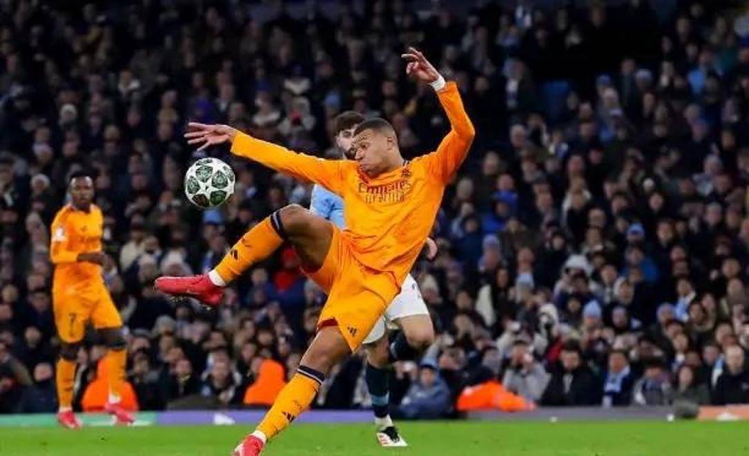 包含球星爆发!足球赛场再现神级操作的词条 包含球星爆发!足球赛场再现神级操作的词条