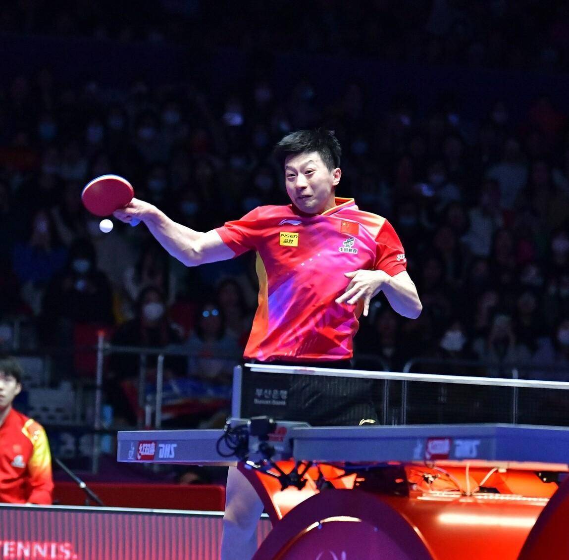 韩国队轻取英格兰队，马龙高光表现的简单介绍