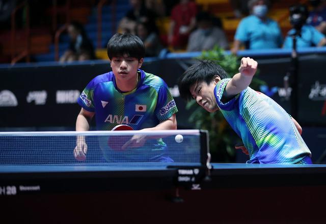 法国队逆转中国队，奥恰洛夫点燃赛场的简单介绍