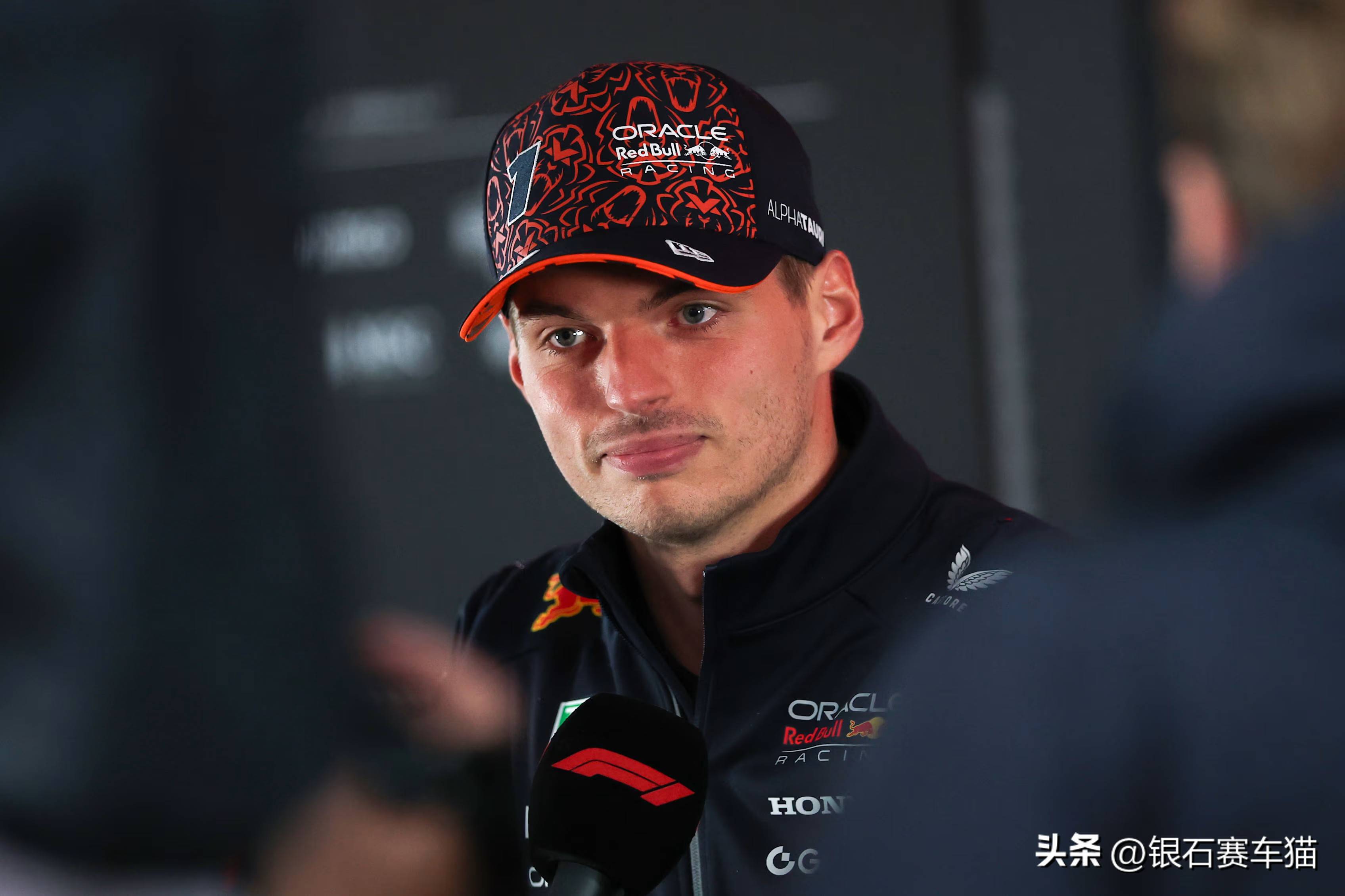 哈斯车队鏖战红牛二队，维斯塔潘关键制胜